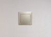 Переключатель одноклавишный перекрестный Legrand Valena Classic 695608