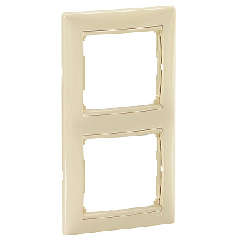 Рамка двухместная Legrand Valena Classic 695635