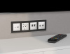 Комплект механизма компьютерной двойной розетки RJ-45 с автоматической защитной шторкой Alfa Белый глянец Quant Ambrella Volt MA112110 (AP1121, VM189)