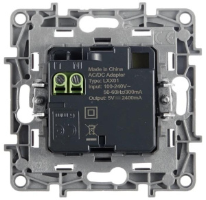 Зарядка USB A-C Legrand Etika Белый 672236