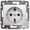 Розетка 2К+3 Legrand Valena 16A 250V с/з со шторками безвинтовой зажим алюминий 770211